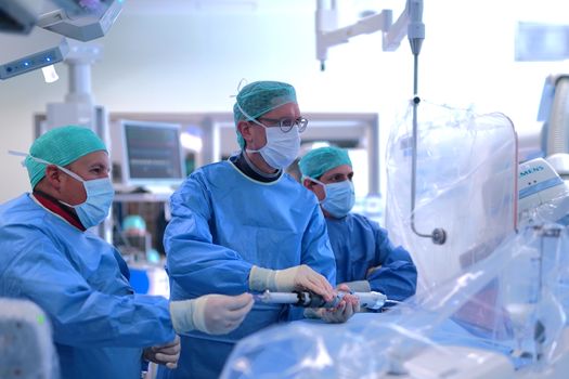 Prof. Tim Seidler mit seinem Team